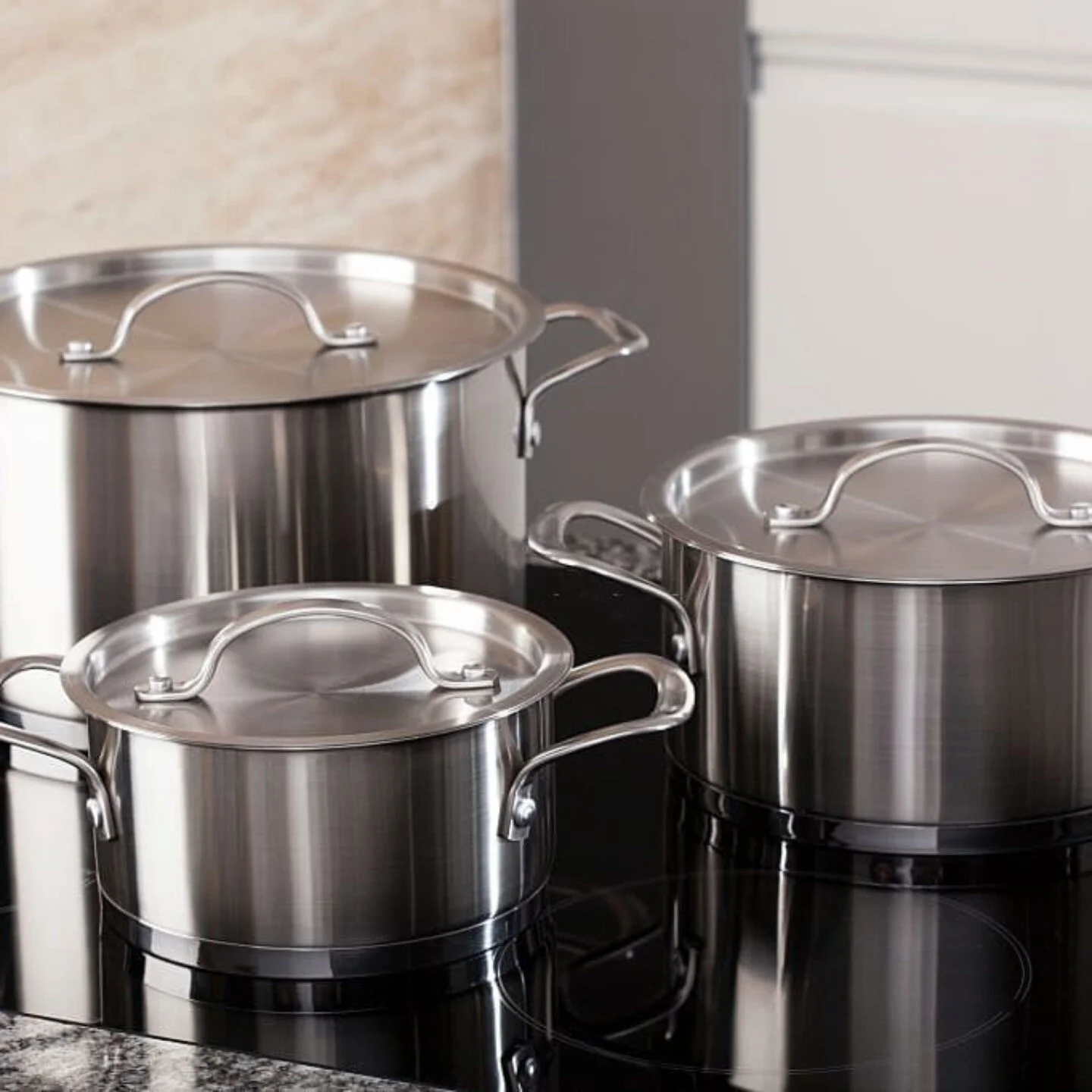 Can You Use Aluminum Pan On Electric Stove? Surprising Facts You Never Knew