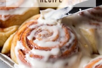 Best Cinnamon Rolls Recipe [Better than Cinnabon!]
