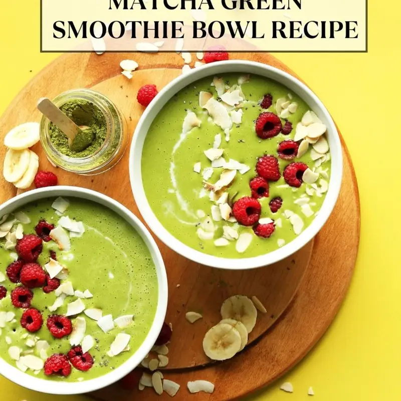 High-Fiber Matcha Green Smoothie Bowl Recipe