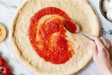Homemade Pizza Sauce Recipe