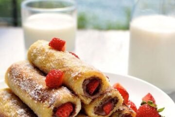 Easy Strawberry Nutella French Toast Roll Ups Recipe