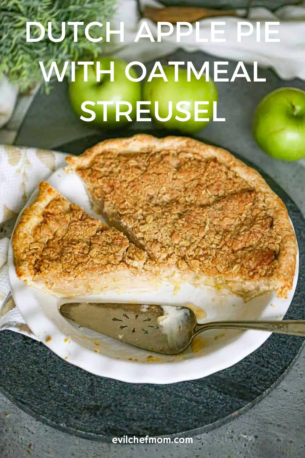 Dutch Apple Pie with Oatmeal Streusel