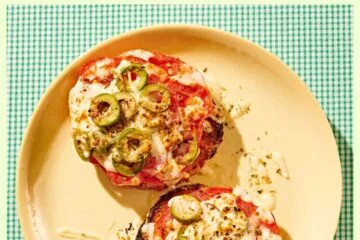 English Muffin Pizza with Tomato & Olives