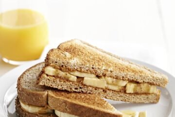Peanut Butter and Banana Breakfast Sandwich