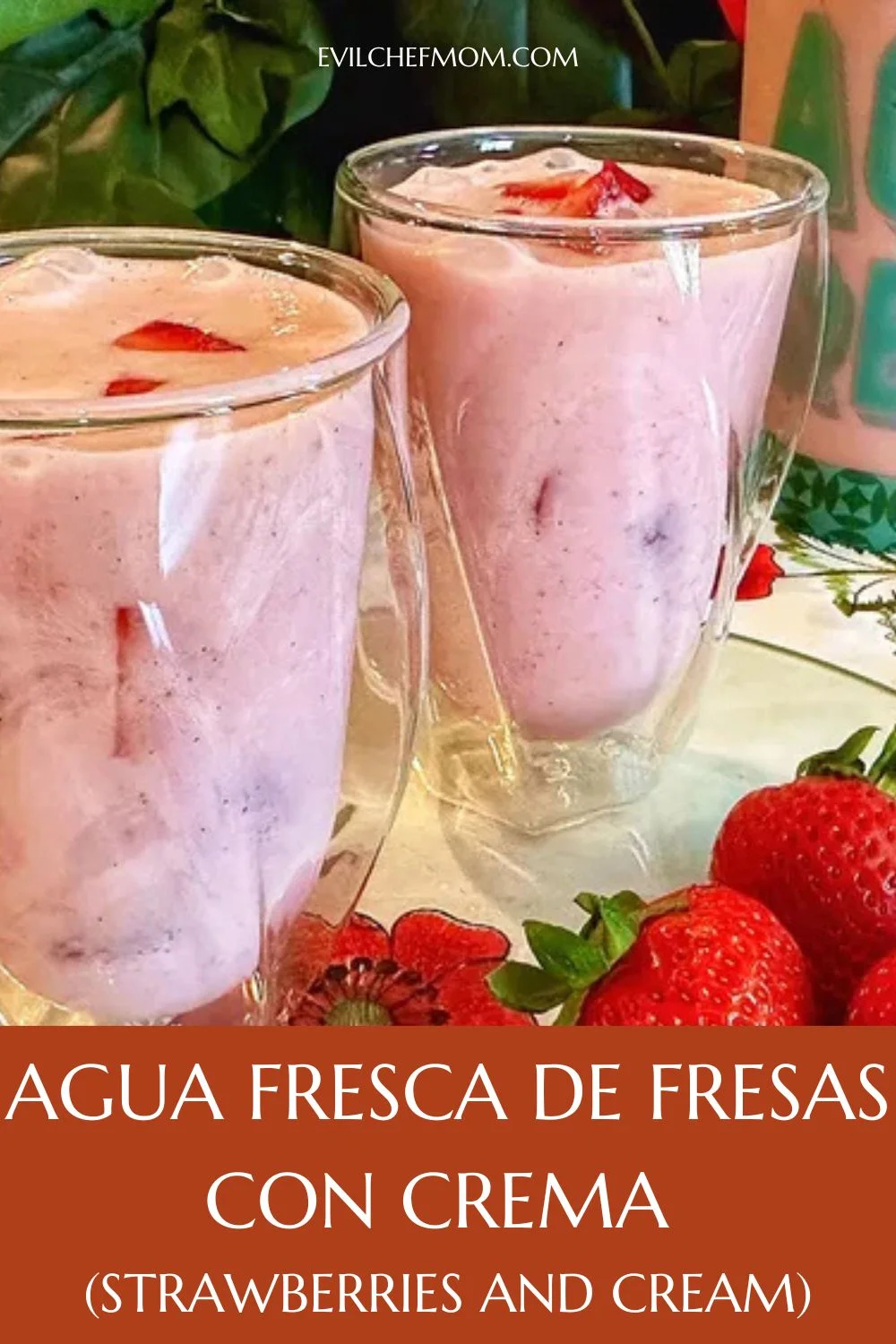 Agua Fresca de Fresas con Crema