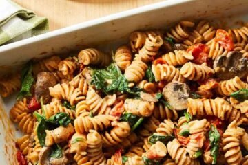 Creamy Boursin Pasta with Spinach, Mushrooms & Tomatoes
