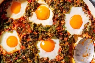 Baked Eggs in Tomato Sauce with Kale
