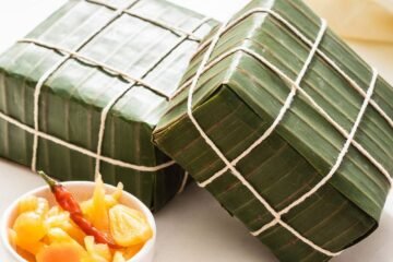 Bánh Chưng (Vietnamese Sticky Rice Cake)