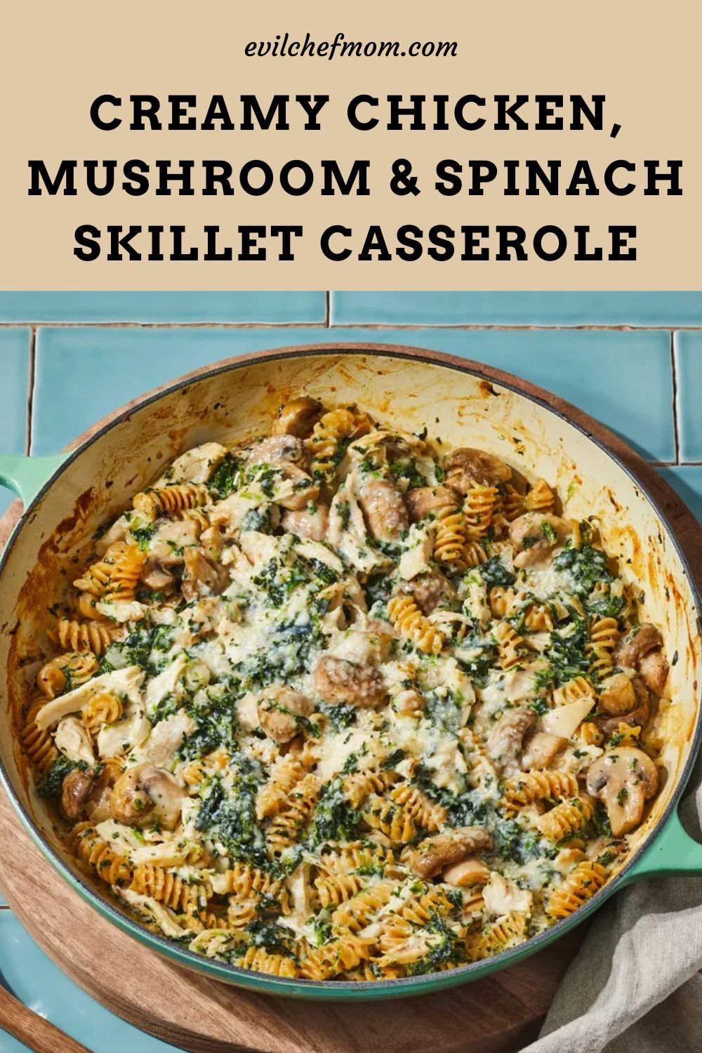 Creamy Chicken, Mushroom & Spinach Skillet Casserole