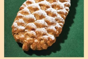 Gingerbread Pine Cones