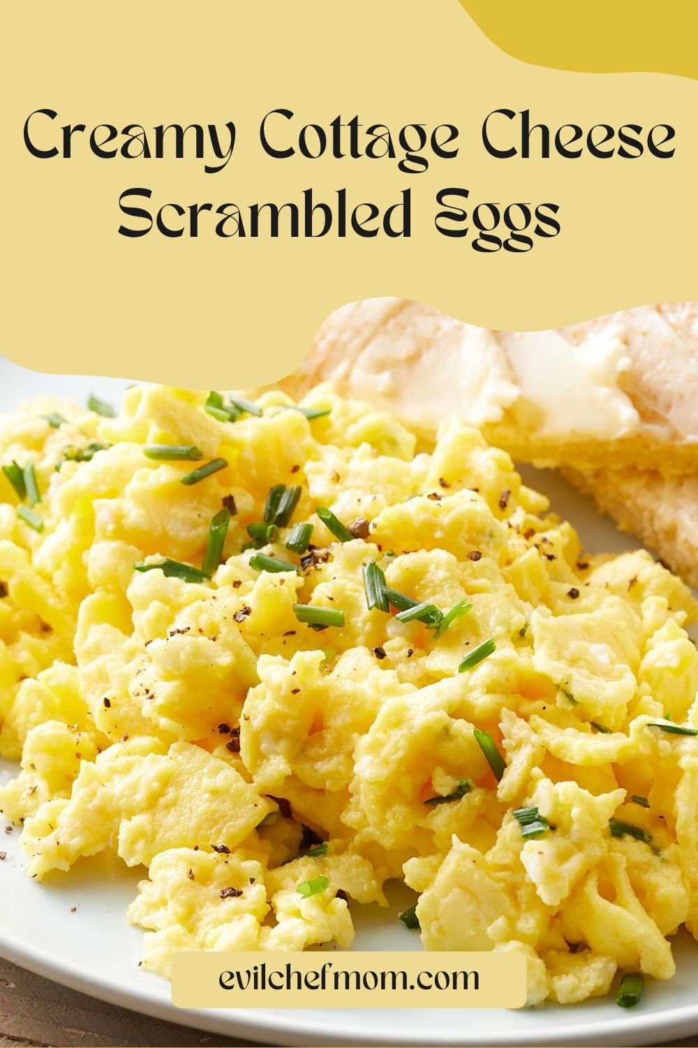 Creamy Cottage Cheese Scrambled Eggs
