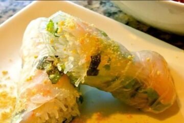 Vietnamese Spring Rolls With Dipping Sauce