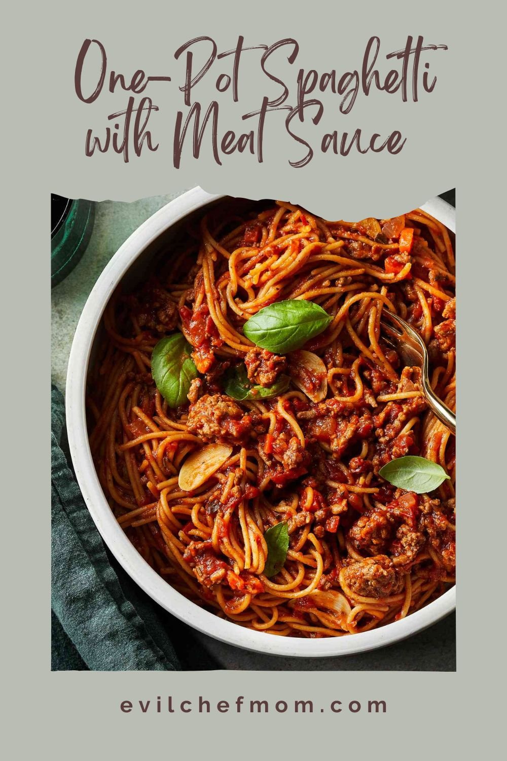 One-Pot Spaghetti with Meat Sauce