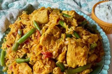 One Pot Turmeric Chicken and Rice