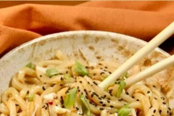Spicy Garlic Udon Noodles