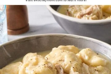 Super Easy Chicken and Dumplings