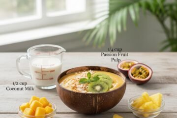 Tropical Smoothie Bowl